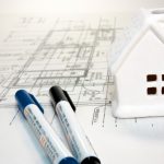 住宅は営業マンから買いますか？建築士から買うべきでしょ。